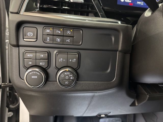 New 2026 Chevrolet Suburban LT w/ Comfort Package AWD/4WD image 20