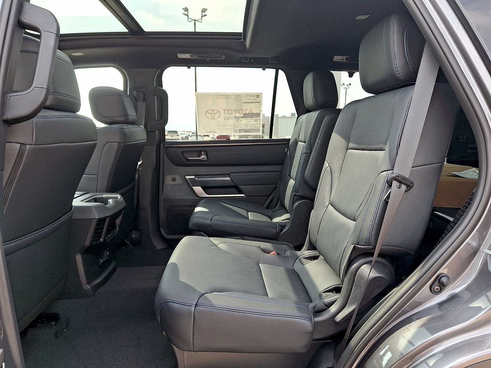 New 2026 Toyota Sequoia Platinum w/ Tow Technology Package AWD/4WD image 13