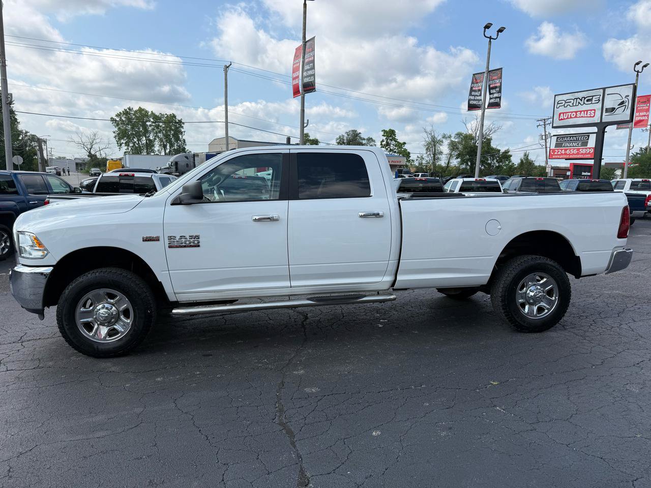 Used 2017 RAM 2500 SLT AWD/4WD image 4