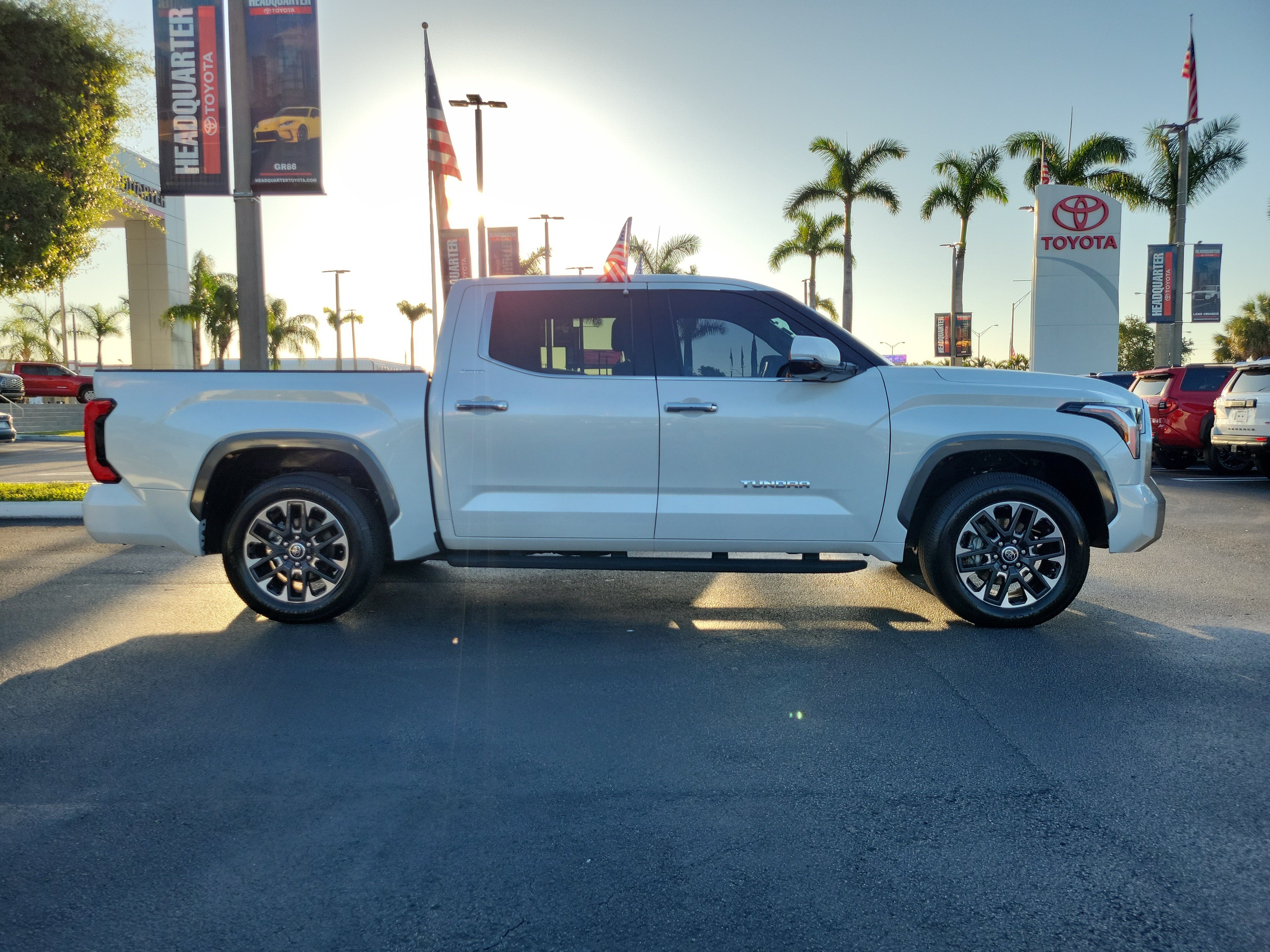 Used 2023 Toyota Tundra Limited AWD/4WD image 13