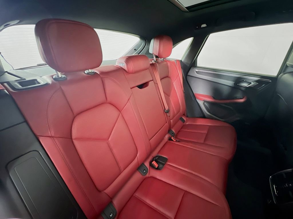 Certified 2023 Porsche Macan GTS image 29