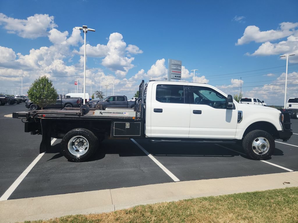 Used 2022 Ford F350 XLT w/ Snow Plow Prep Package AWD/4WD image 9