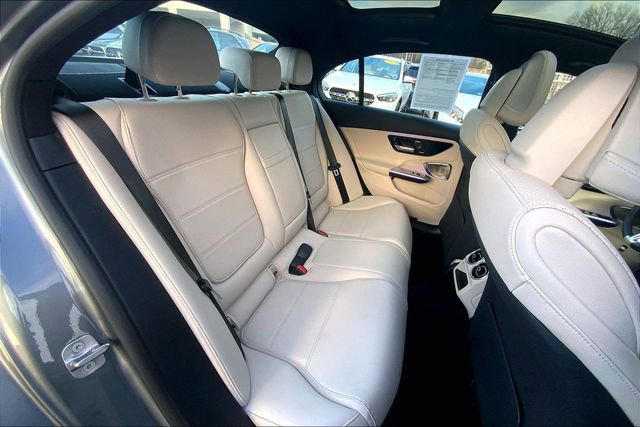 Used 2025 Mercedes-Benz C 300 4MATIC Sedan image 16