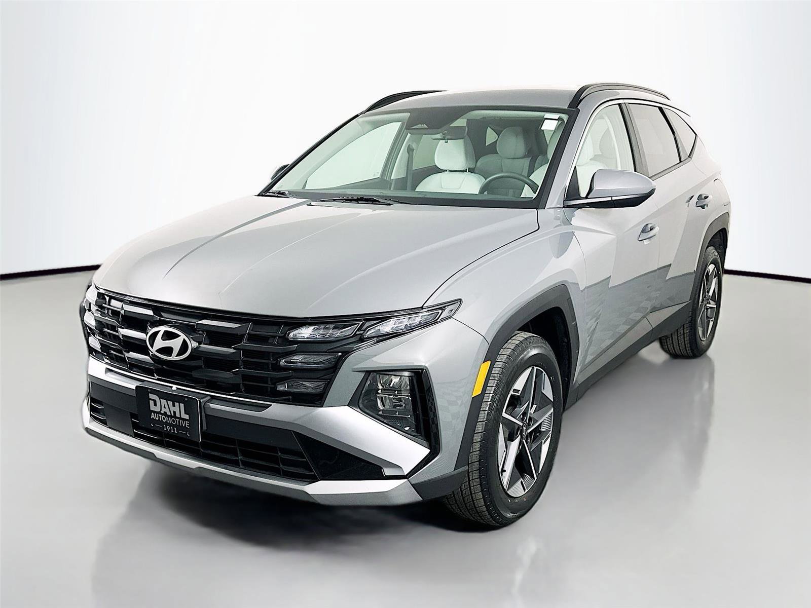 Used 2025 Hyundai Tucson SEL AWD/4WD image 4