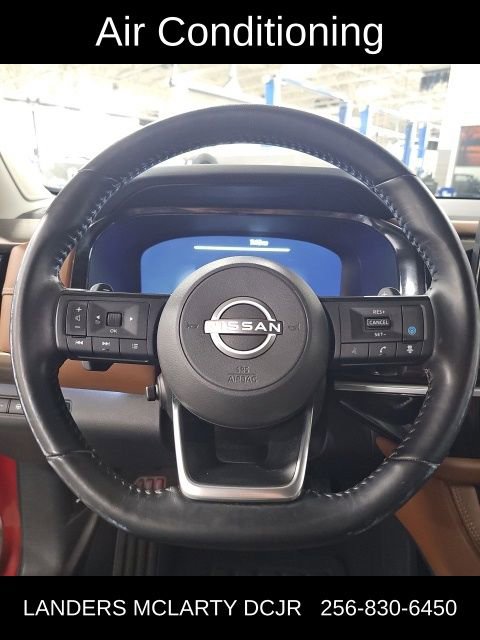 Used 2023 Nissan Pathfinder Platinum w/ Cargo Package AWD/4WD image 17
