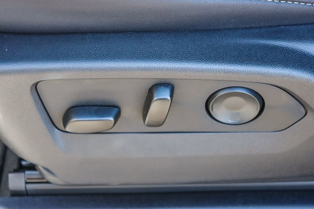 Used 2025 Chevrolet Tahoe Premier image 21