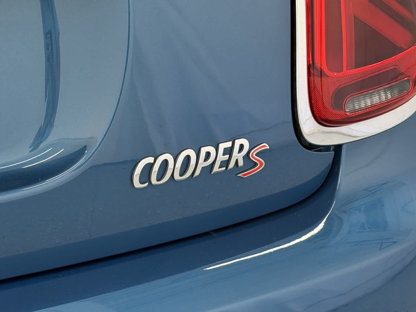 Used 2024 MINI Cooper S w/ Signature Upholstery Package FWD image 5