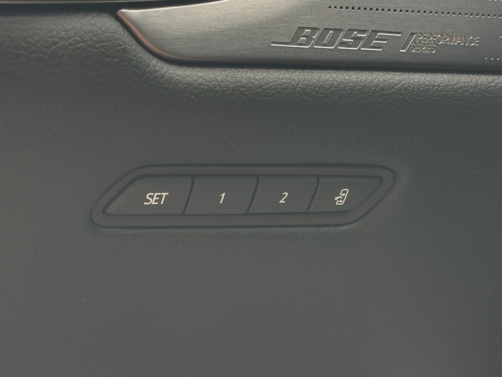 New 2025 Cadillac XT5 Sportv w/ Technology Package AWD/4WD image 23