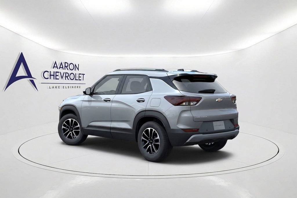 New 2026 Chevrolet TrailBlazer LT w/ LT Cold Weather Package FWD image 3