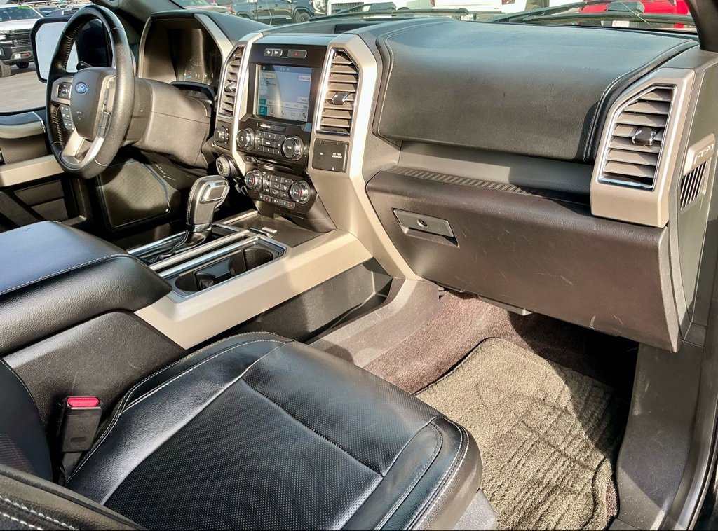 Used 2016 Ford F150 Lariat image 23
