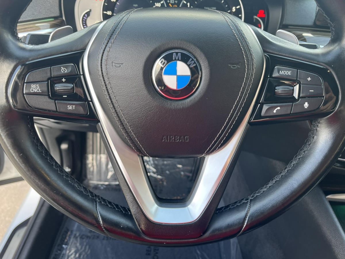 Used 2017 BMW 530i RWD image 16
