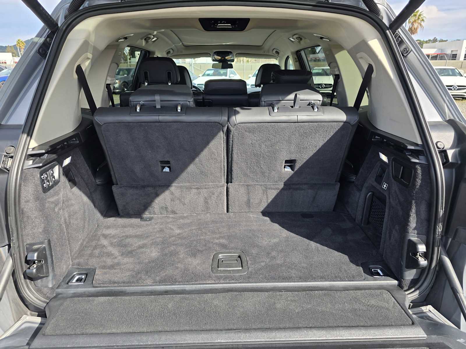 Used 2024 BMW X7 xDrive40i image 16