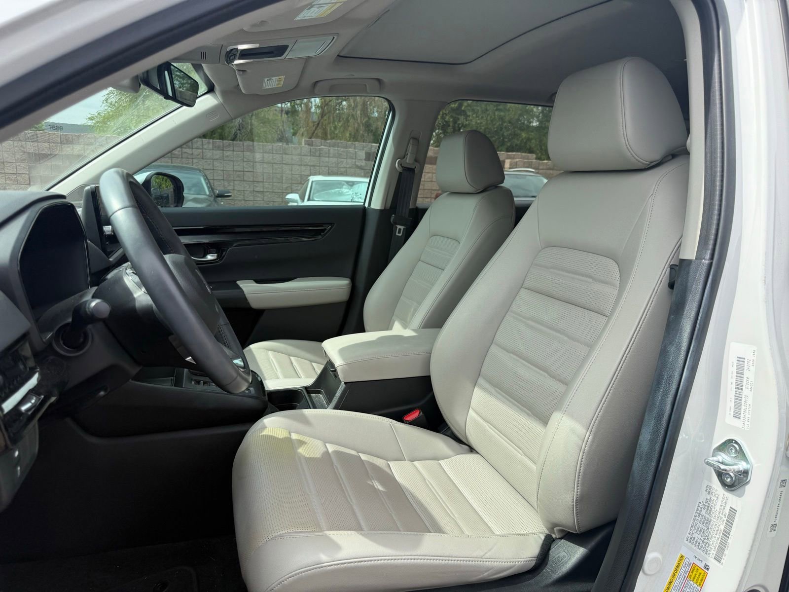 Used 2024 Honda CR-V EX-L image 12