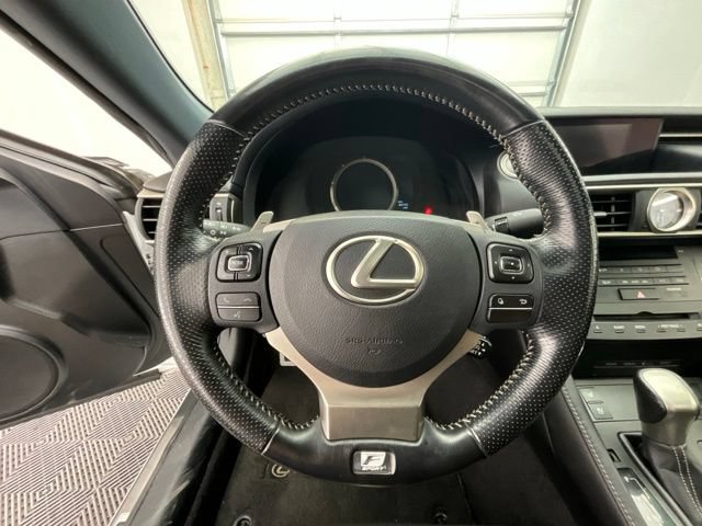 Used 2016 Lexus RC 200t RWD image 9