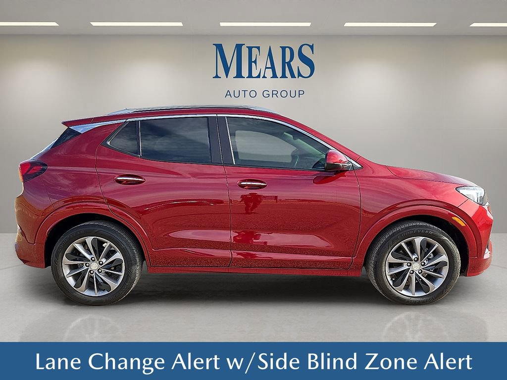 Used 2023 Buick Encore GX Select w/ Sport Touring Package image 7