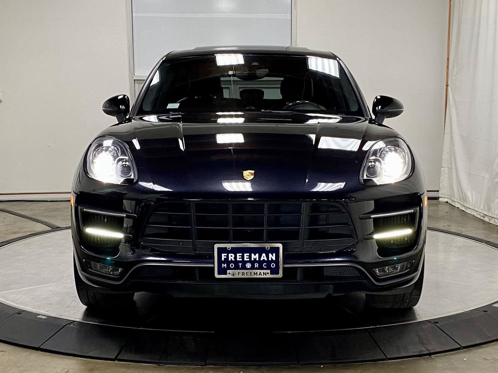 Used 2015 Porsche Macan Turbo AWD/4WD image 3