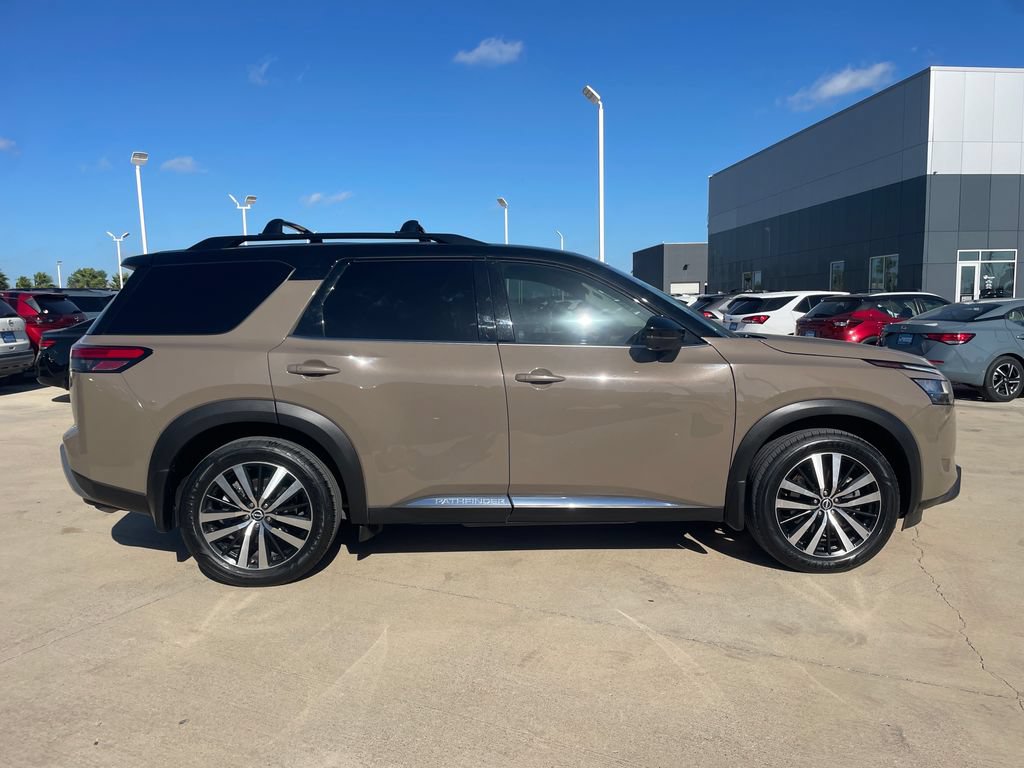 Certified 2024 Nissan Pathfinder Platinum w/ Cargo Package AWD/4WD image 6