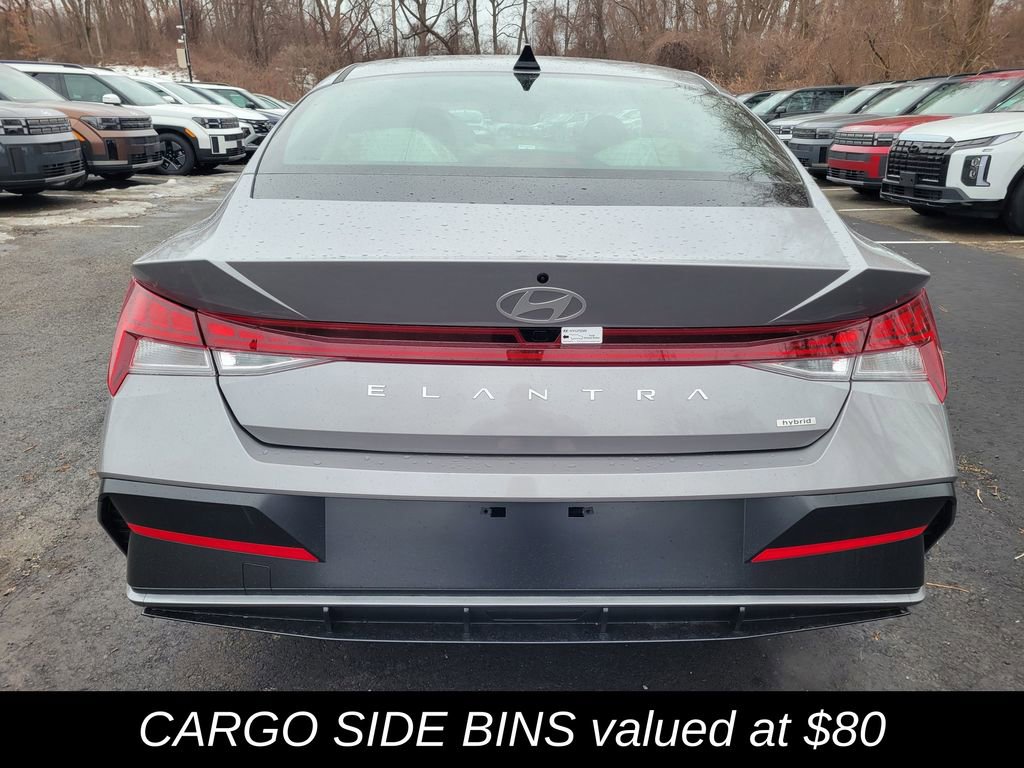 New 2025 Hyundai Elantra Limited image 4