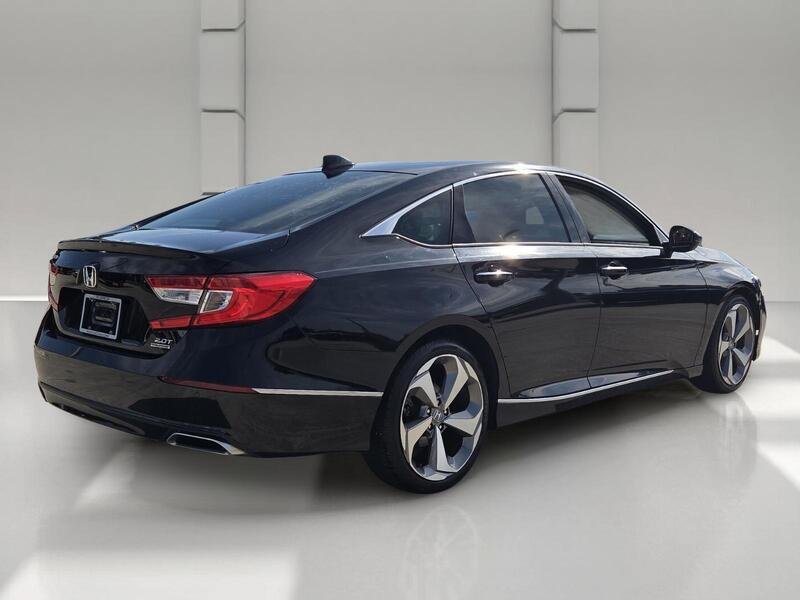 Used 2020 Honda Accord Touring image 5