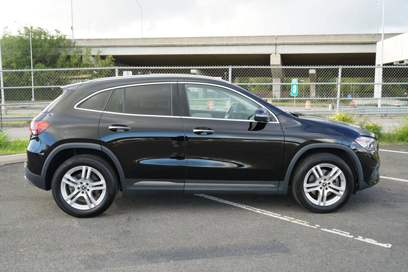 Used 2022 Mercedes-Benz GLA 250 4MATIC image 21