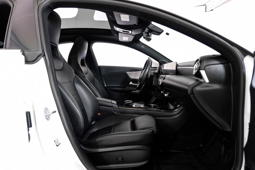 Used 2020 Mercedes-Benz CLA 250 image 34