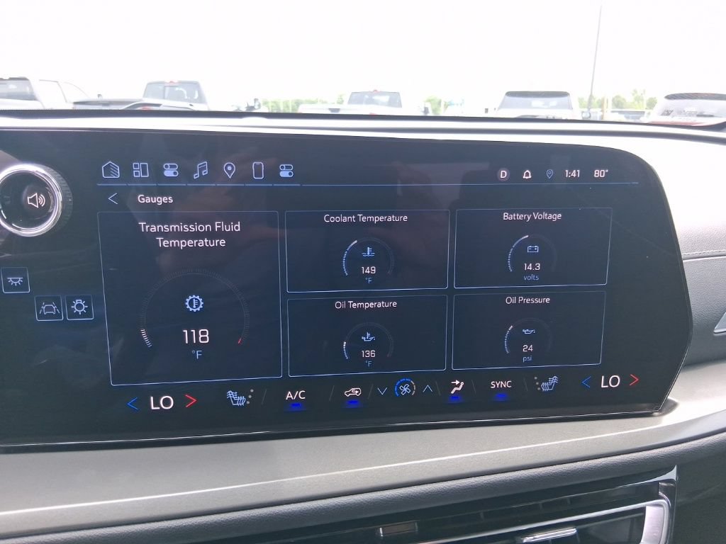 Used 2024 Chevrolet Traverse LT AWD/4WD image 18