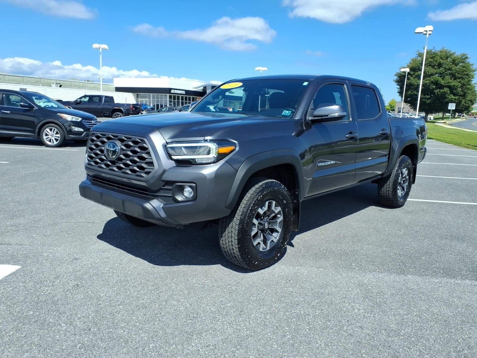 Used 2023 Toyota Tacoma TRD Off-Road w/ Technology Package AWD/4WD image 1