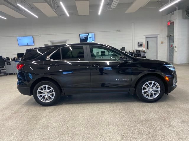 Used 2024 Chevrolet Equinox LT FWD image 4