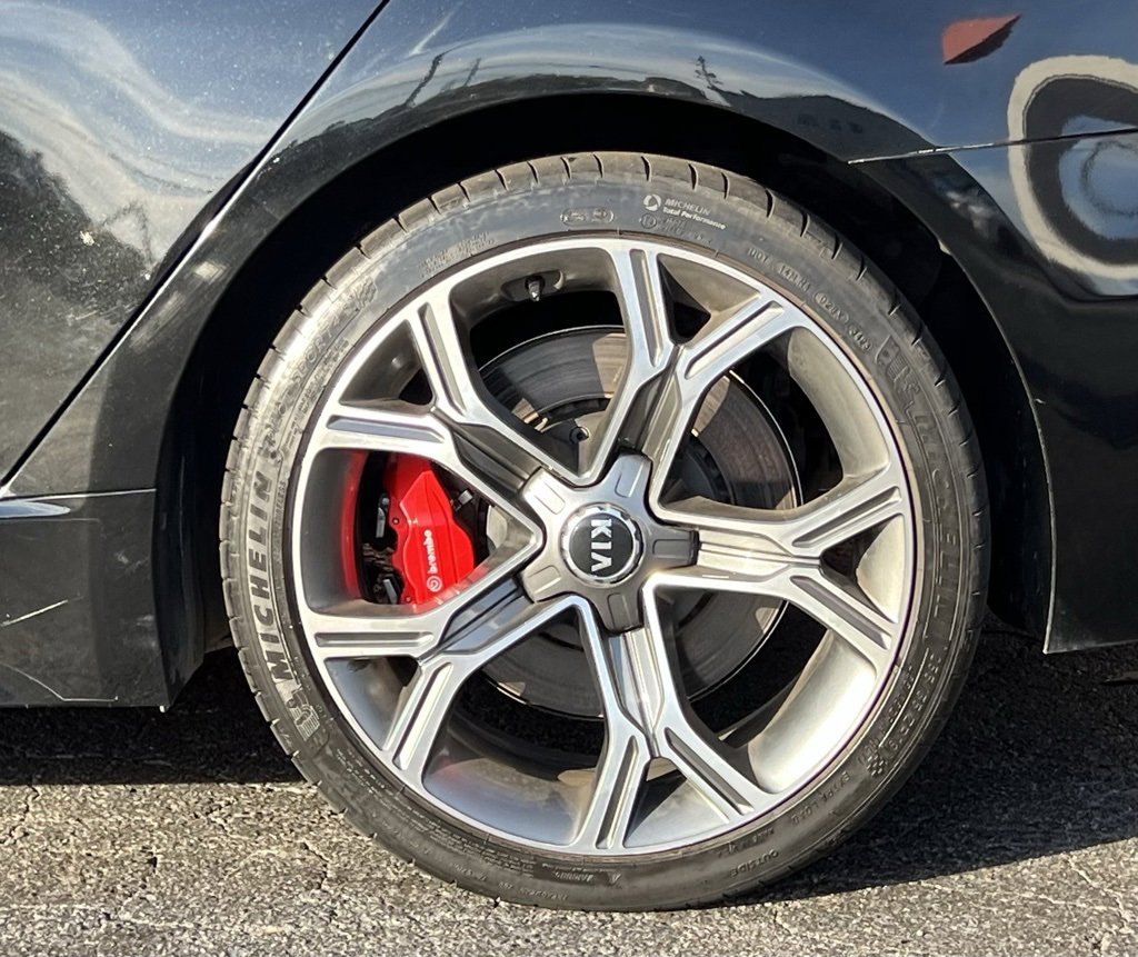Used 2020 Kia Stinger GT2 image 6