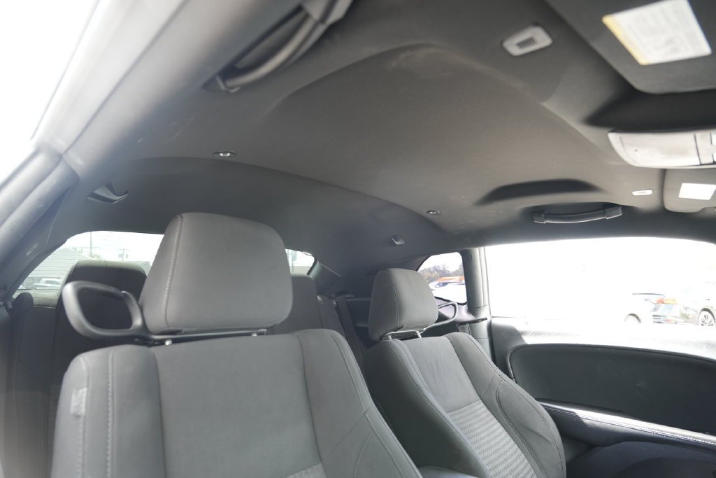Used 2018 Dodge Challenger SXT RWD image 24