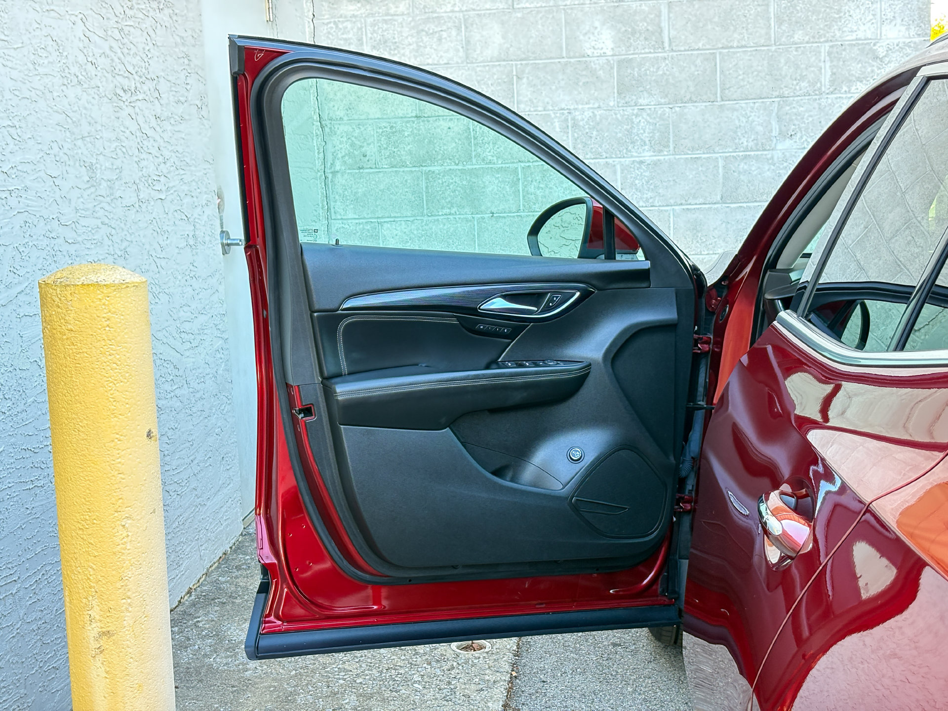 Used 2023 Buick Envision Essence FWD image 10