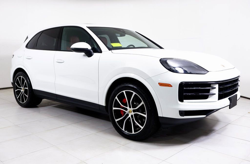 Certified 2024 Porsche Cayenne S image 25