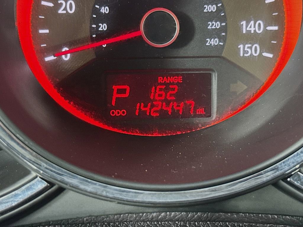 Used 2013 Kia Sorento SX image 34