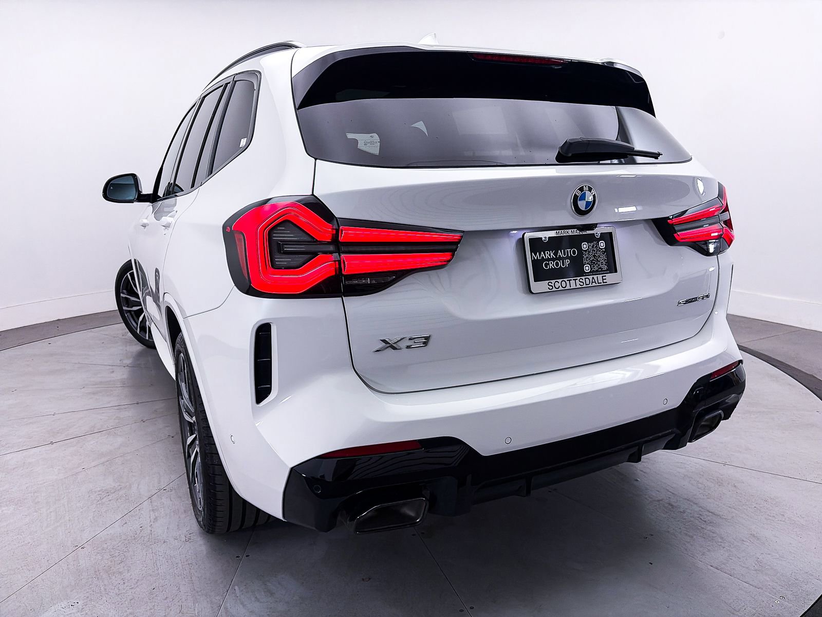 Used 2023 BMW X3 sDrive30i w/ M Sport Package RWD image 11