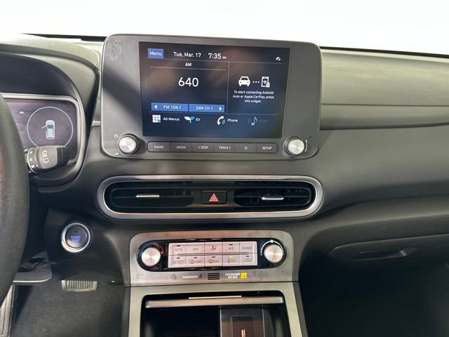 Used 2023 Hyundai Kona SE image 21