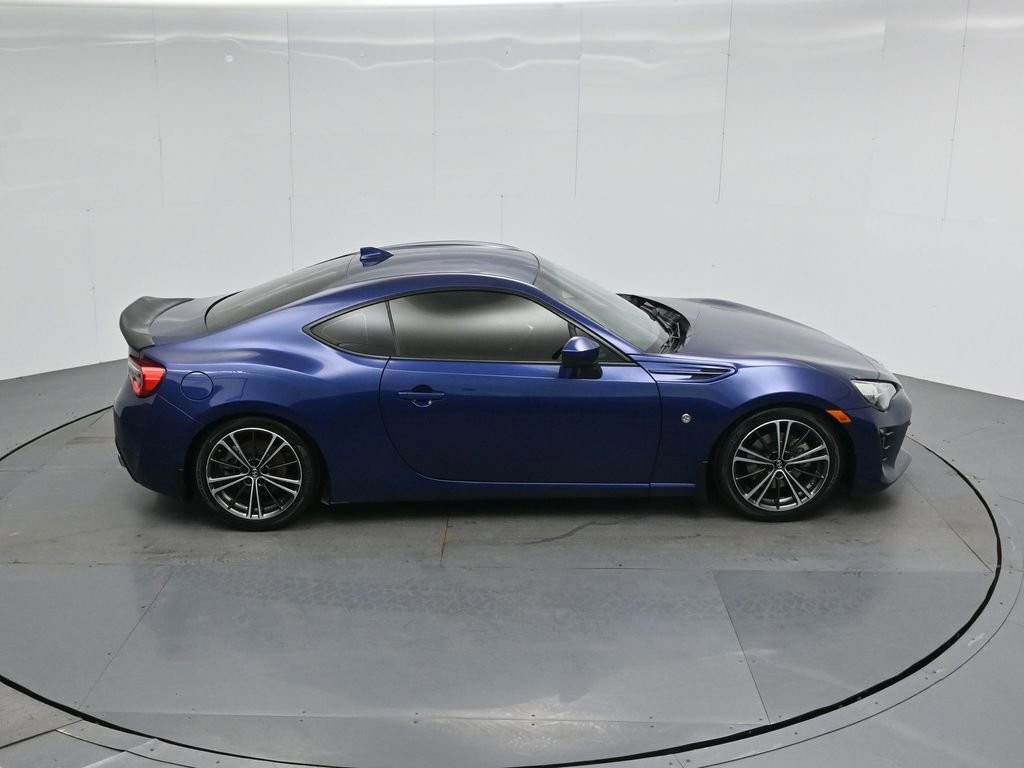 Used 2017 Toyota 86 image 33