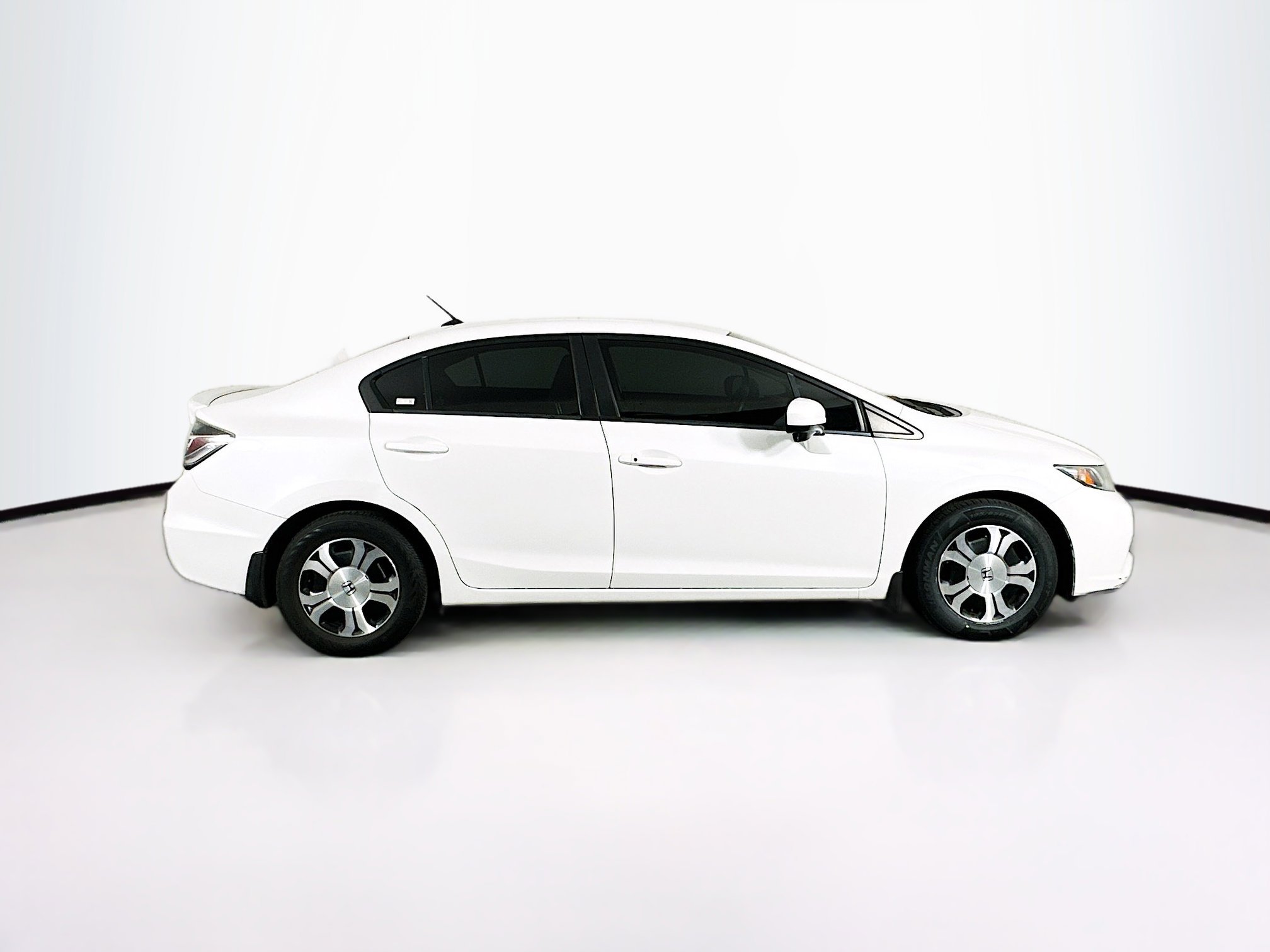 Used 2015 Honda Civic Hybrid Sedan image 10