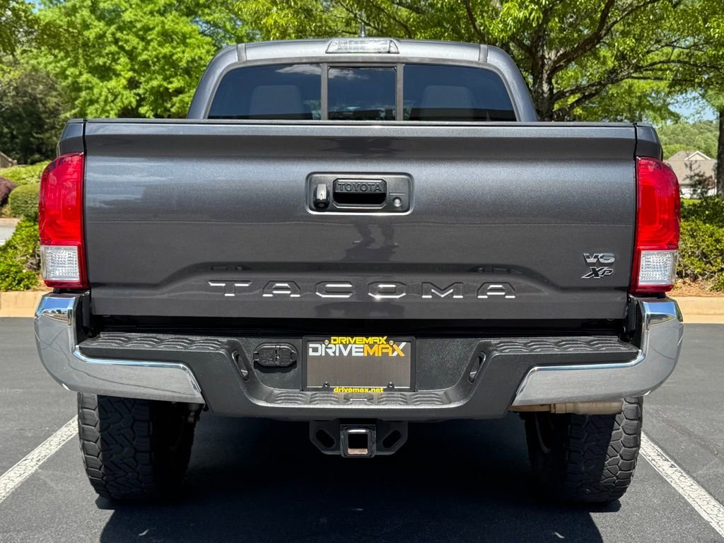 Used 2016 Toyota Tacoma SR5 w/ Towing Package RWD image 7