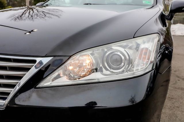 Used 2011 Lexus ES 350 image 18
