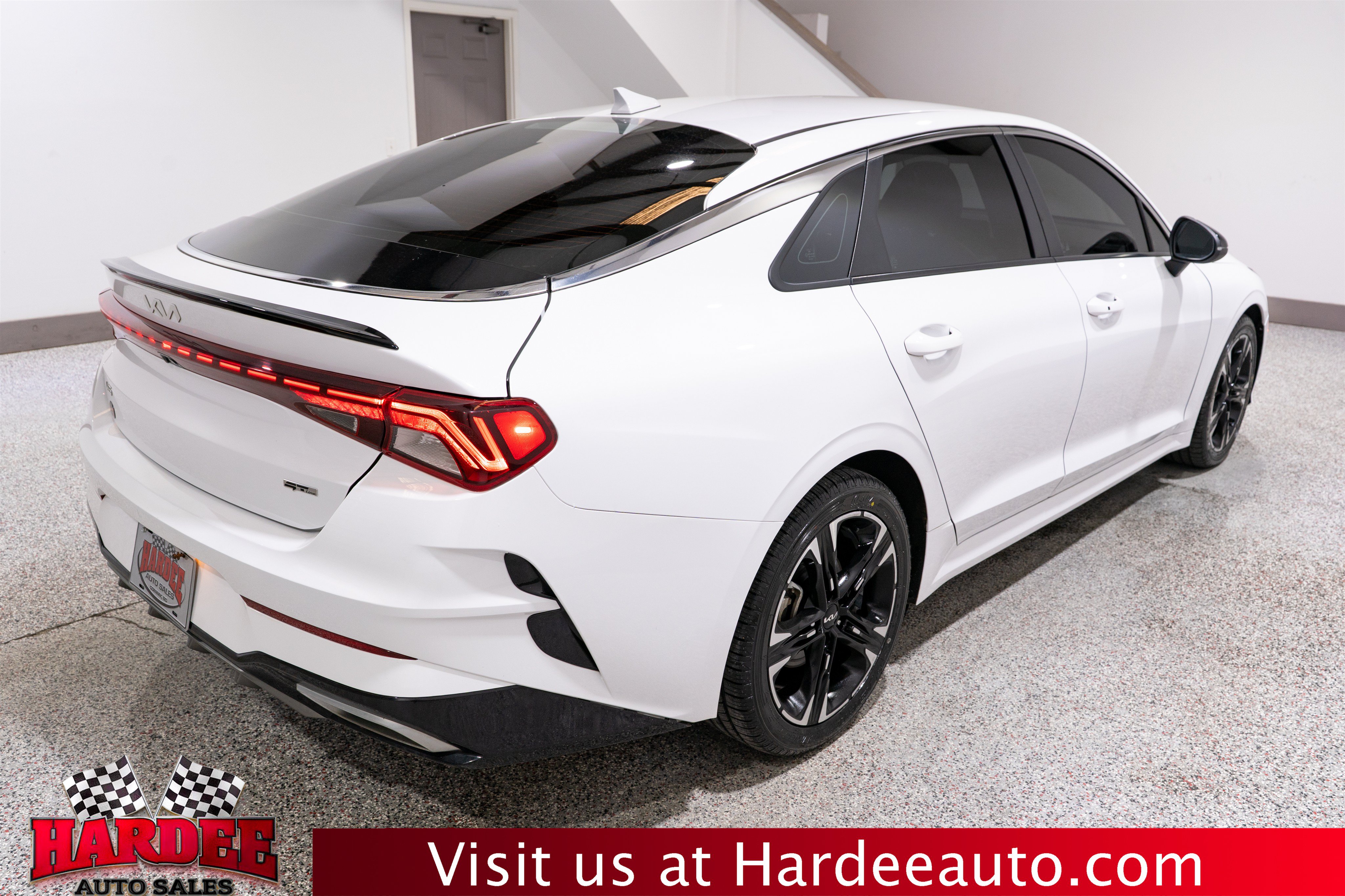 Used 2024 Kia K5 GT-Line w/ GT-Line Premium Package FWD image 5