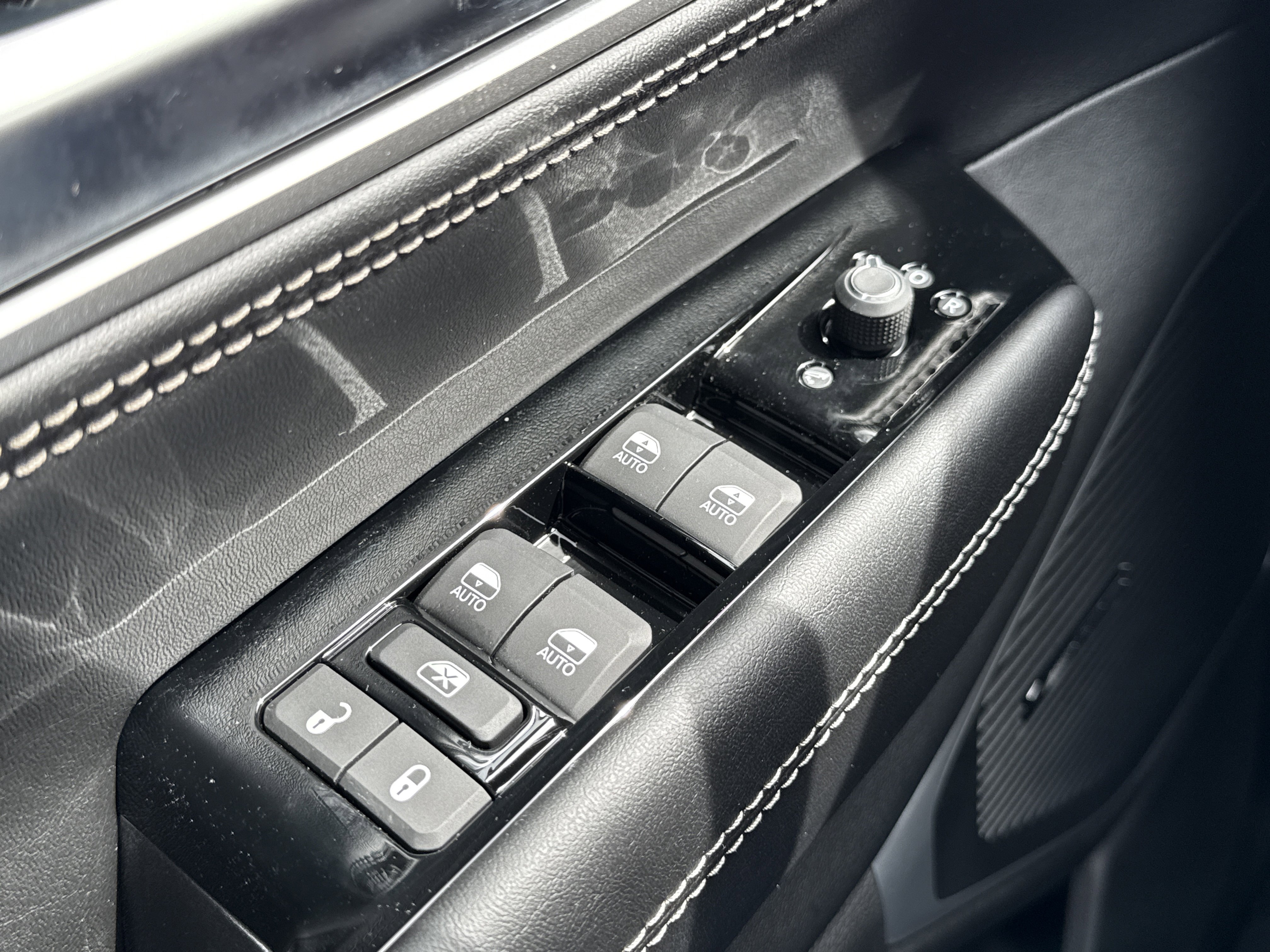 New 2026 Jeep Grand Wagoneer 4WD image 33