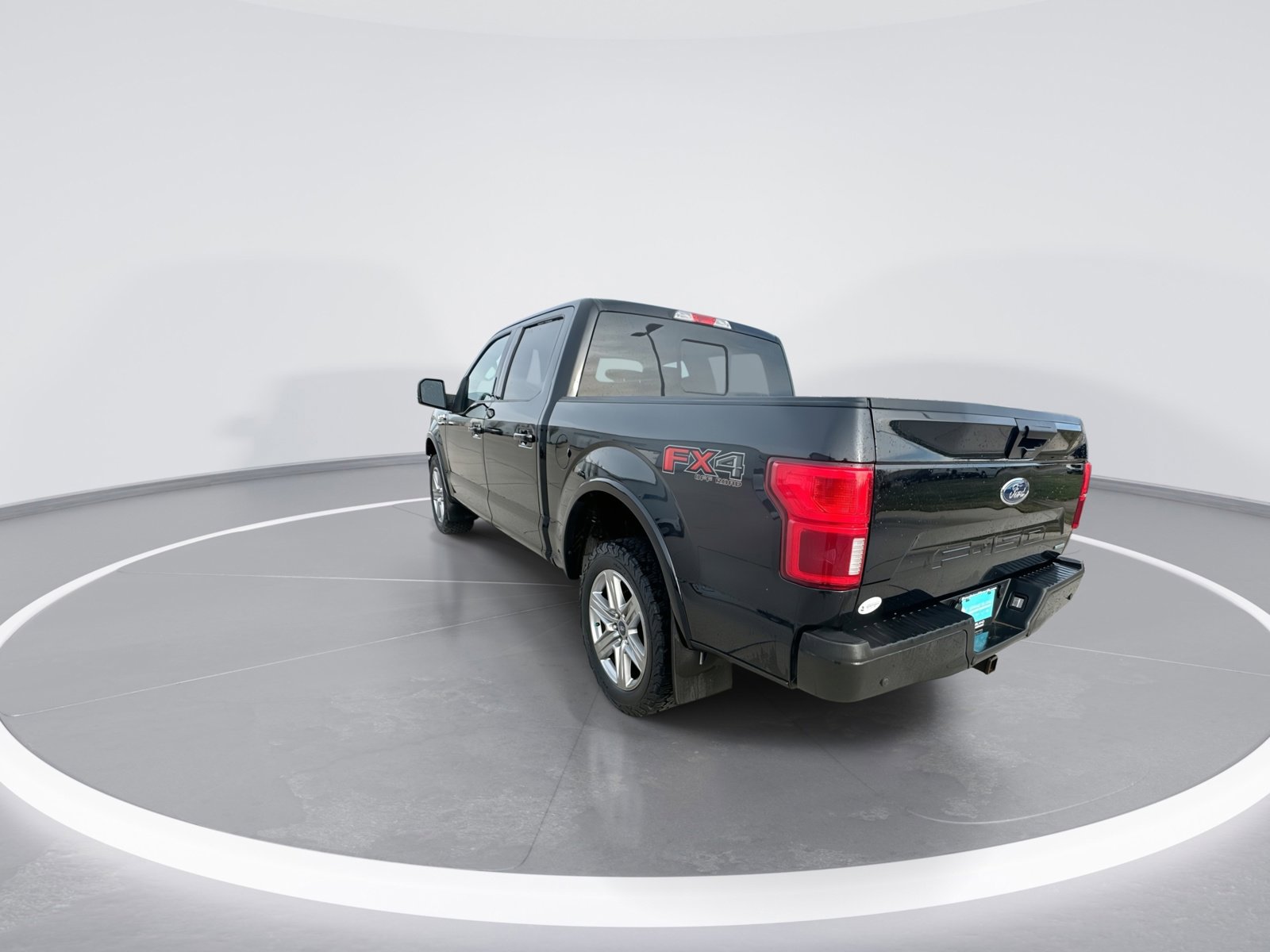 Used 2019 Ford F150 XLT w/ Equipment Group 302A Luxury AWD/4WD image 6