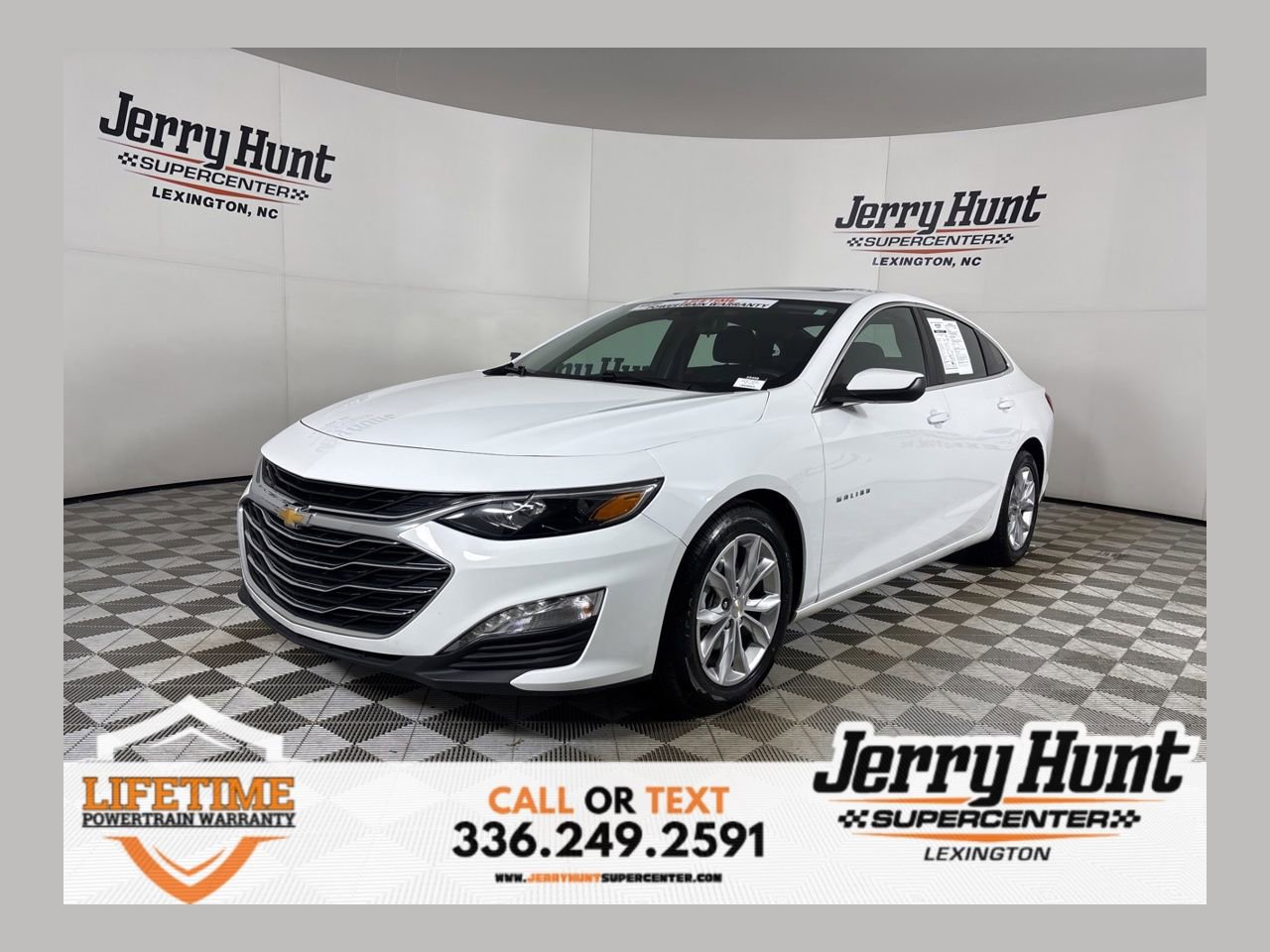 Used 2024 Chevrolet Malibu LT image 1