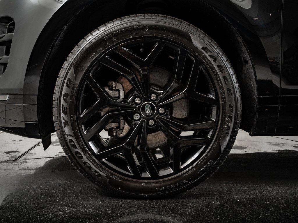 Used 2023 Land Rover Range Rover Evoque R-Dynamic S image 13