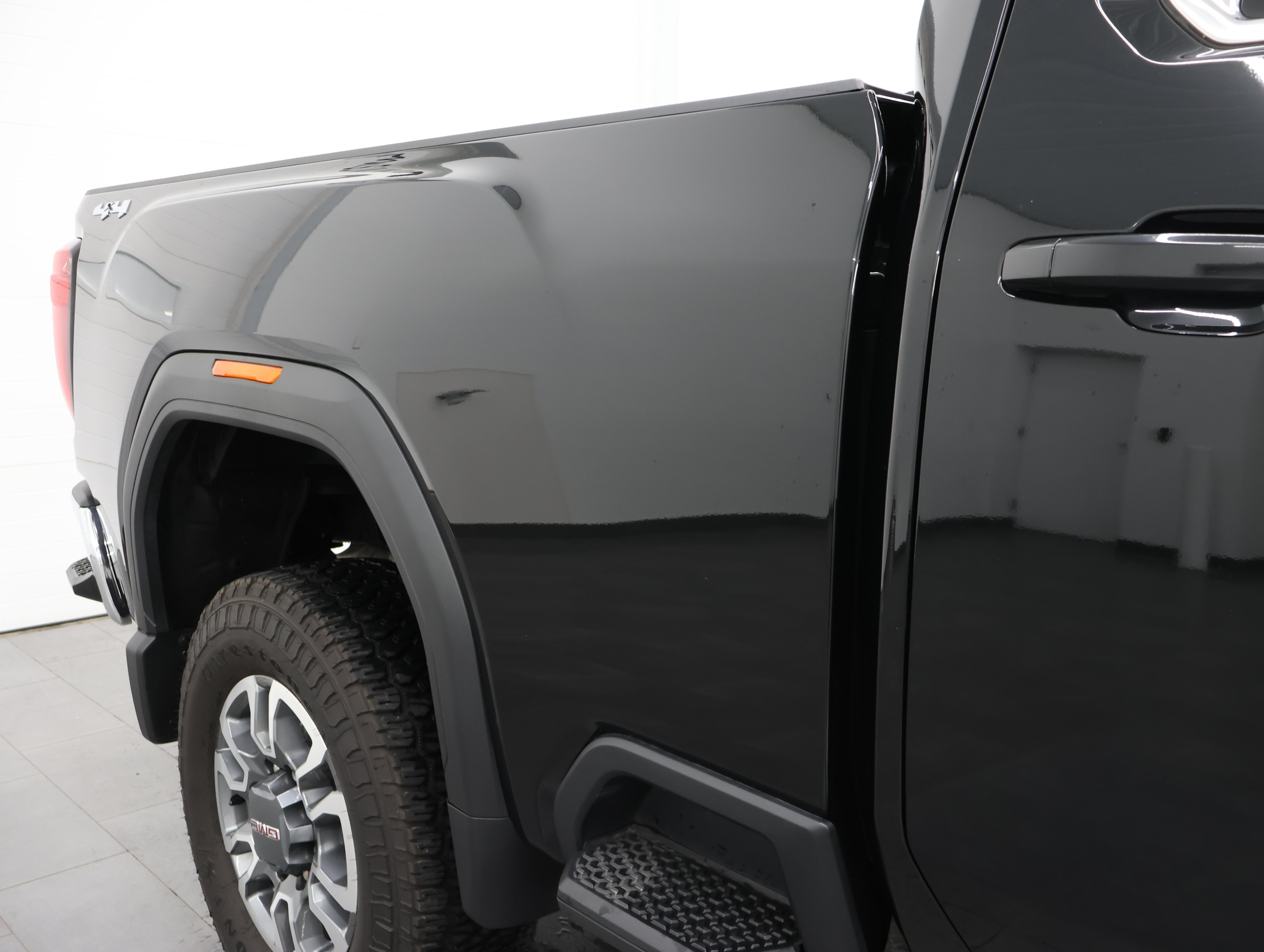 Used 2023 GMC Sierra 2500 SLE AWD/4WD image 25
