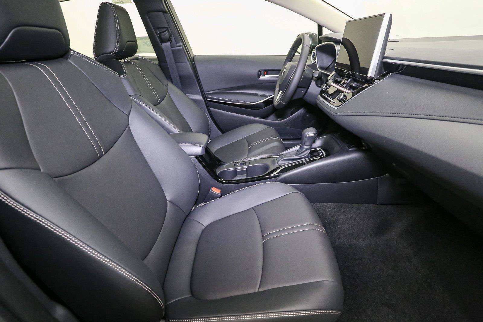 New 2027 Toyota Corolla XLE w/ Carpet Mat Package (TMS) FWD image 13