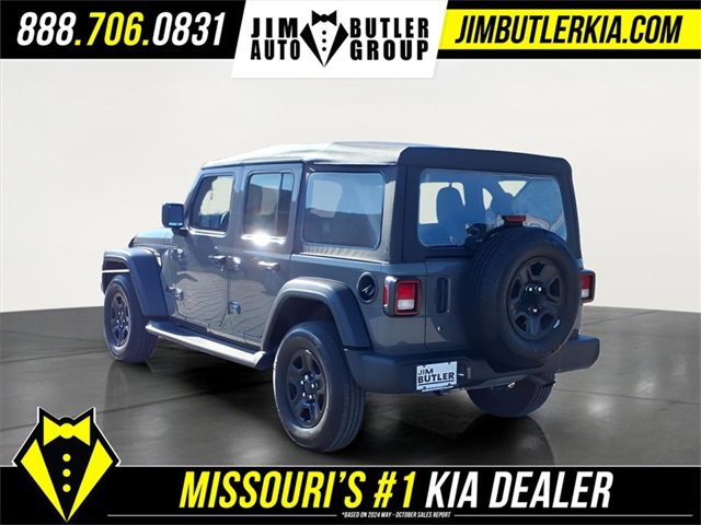 Used 2022 Jeep Wrangler Unlimited Sport image 2