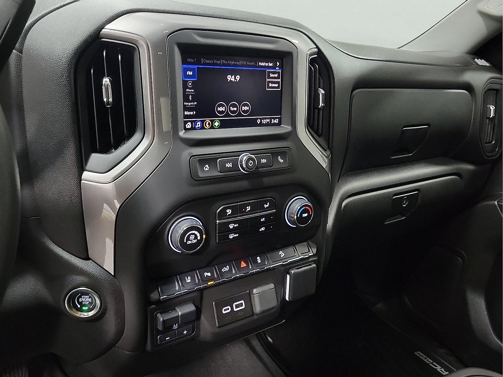 Used 2025 Chevrolet Silverado 2500 Custom w/ Custom Value Package AWD/4WD image 16