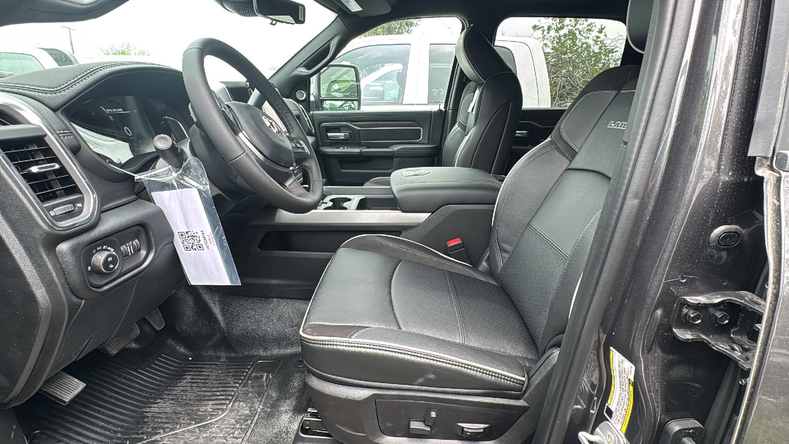 New 2026 RAM 5500 4x4 Crew Cab w/ Laramie Trim Package image 7