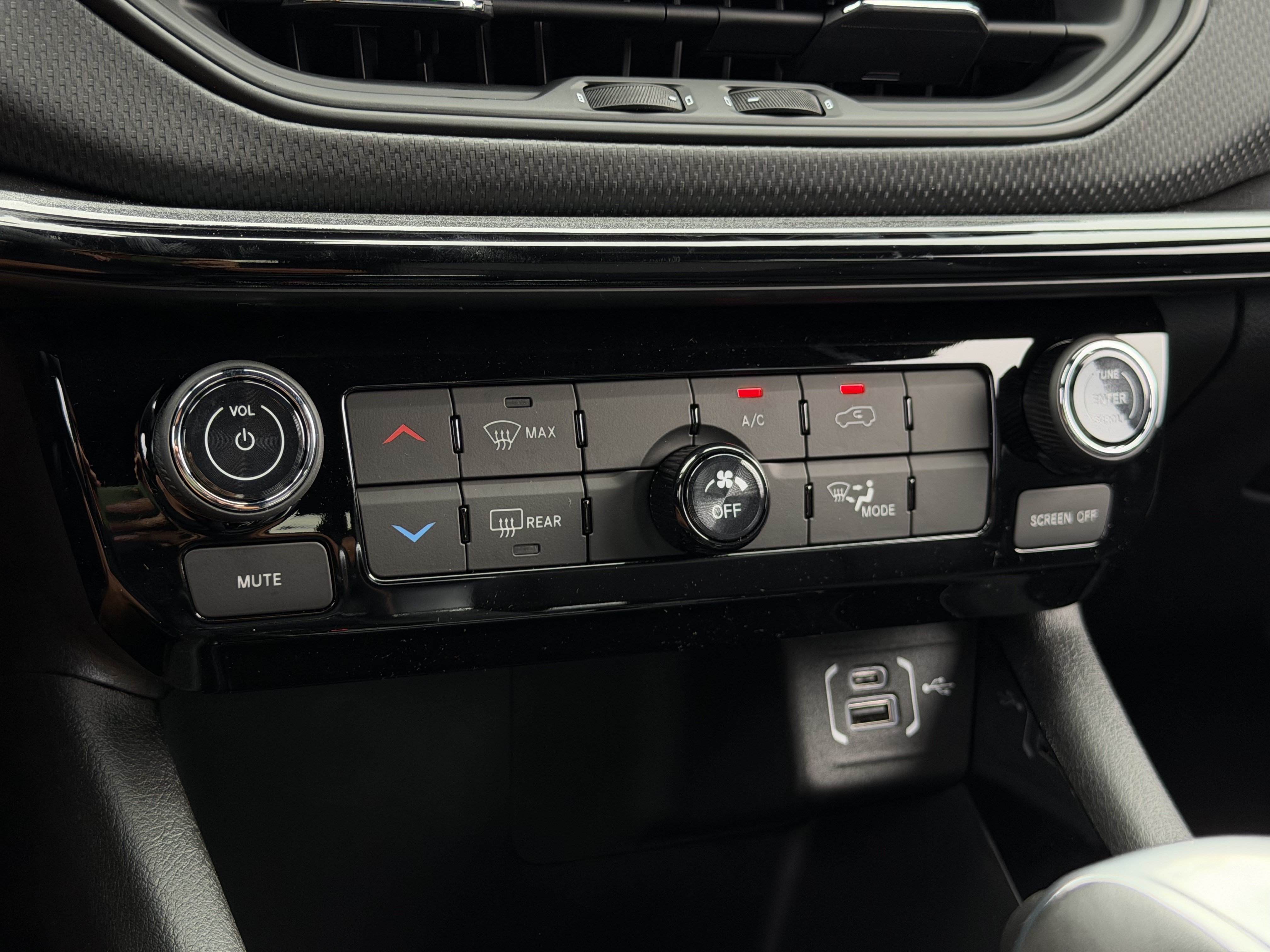 New 2026 Jeep Compass Latitude AWD/4WD image 27